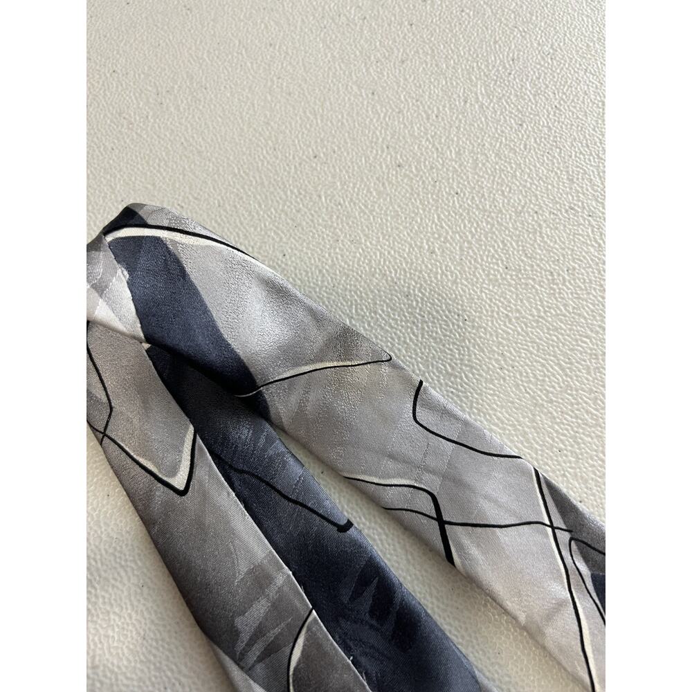 J. Garcia Moon Mountain Gray, Black Abstract Pattern 100% Silk Tie NWOT - Picture 9 of 9